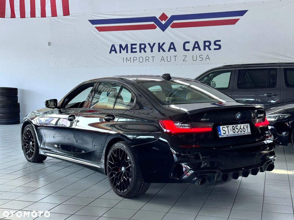 BMW Seria 3 330i xDrive - 5