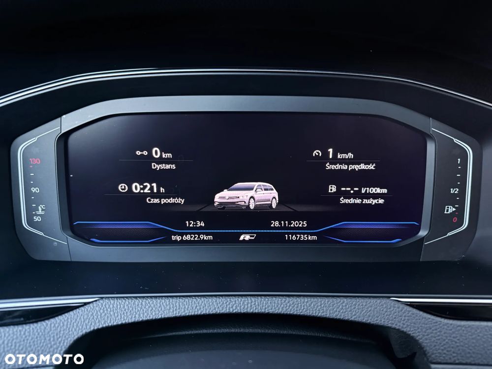 Volkswagen Passat Variant 2.0 TDI Elegance DSG - 32