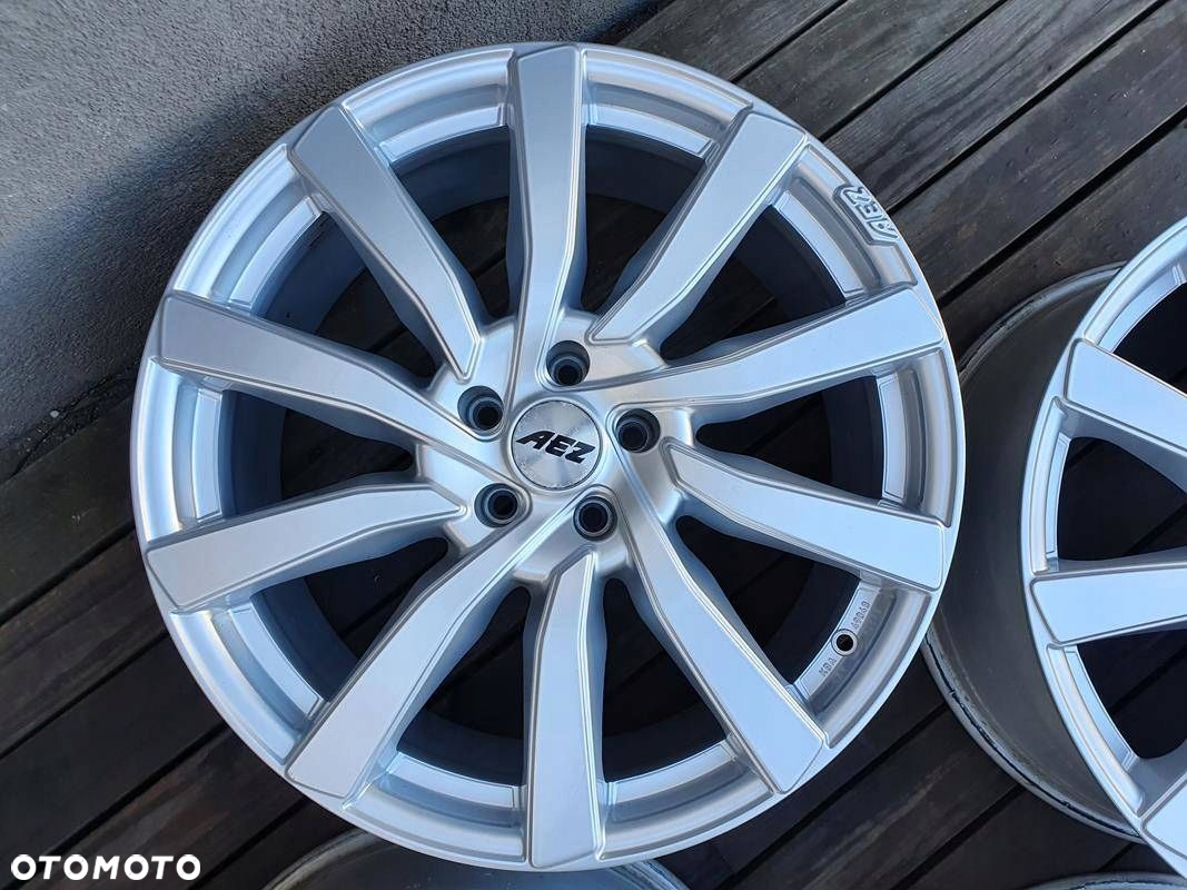 Felgi 20cali AEZ Ford Mustang Infinity Tesla Lexus - 5