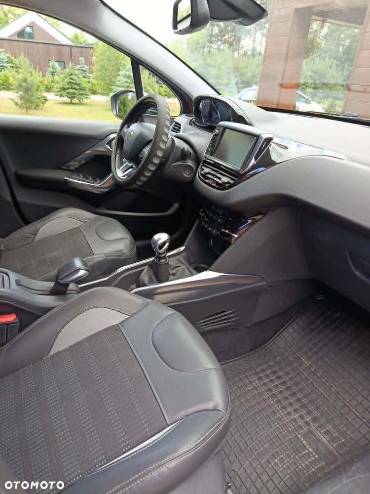 Peugeot 2008 e-HDi FAP 115 STOP & START Allure - 9