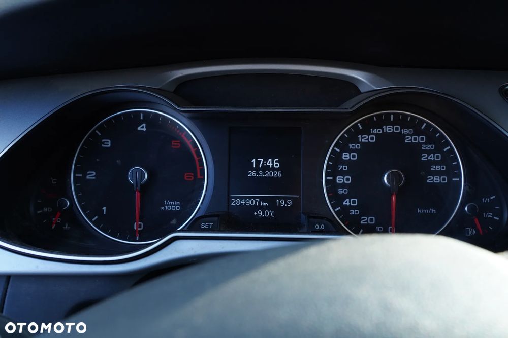 Audi A4 Avant 2.0 TDI ultra - 29