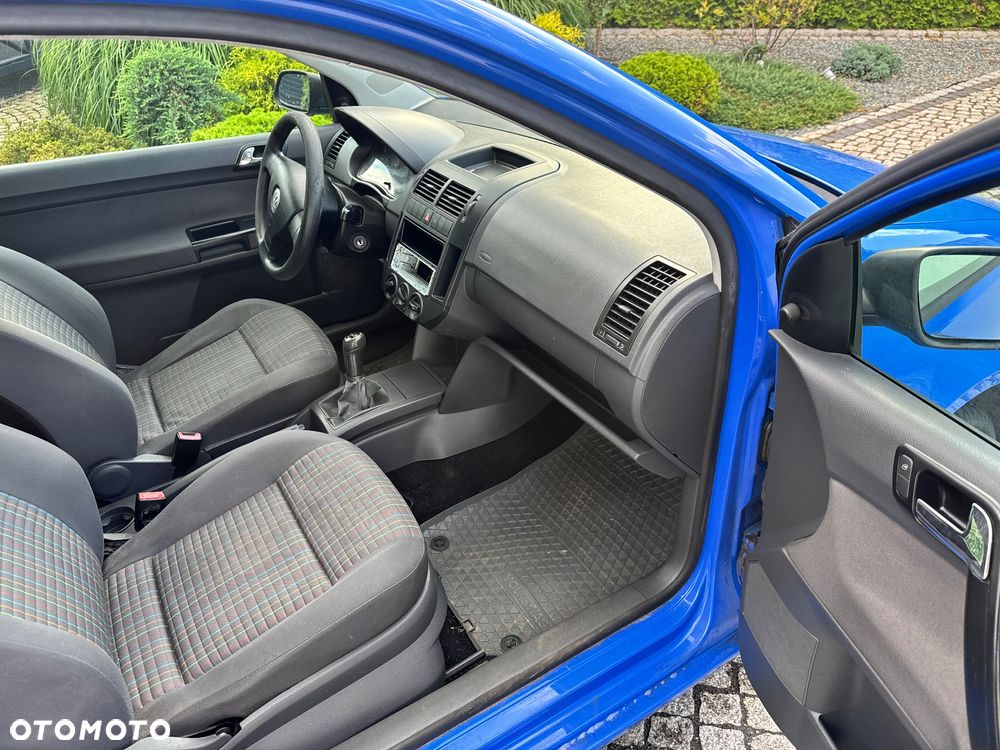 Volkswagen Polo - 28