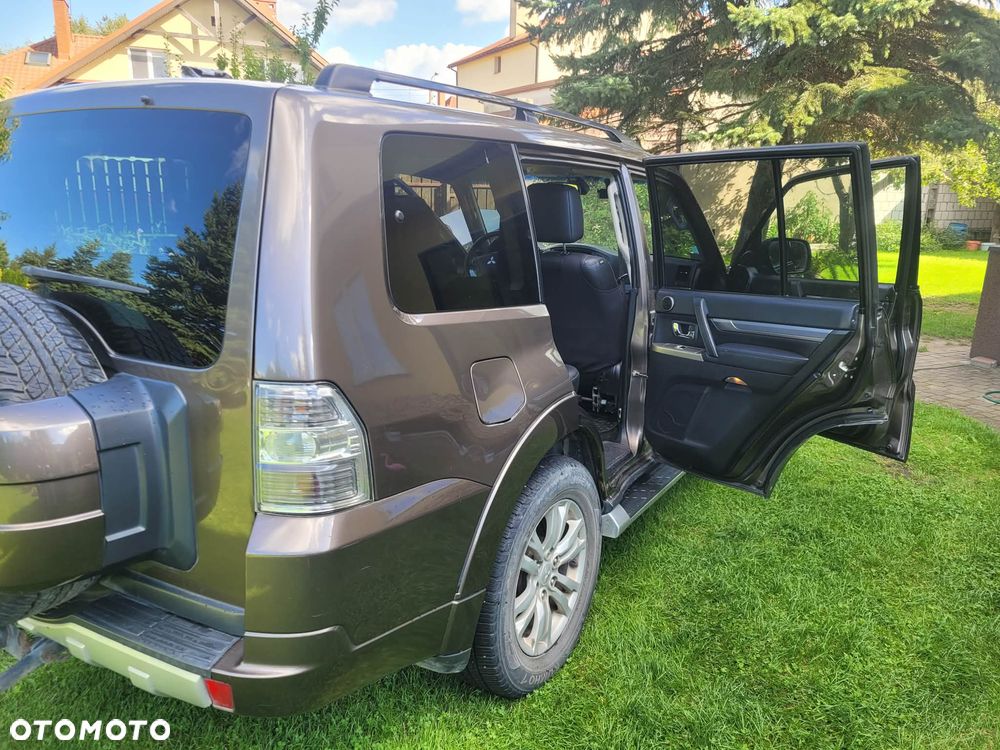 Mitsubishi Pajero 3.2 DID Intense - 19