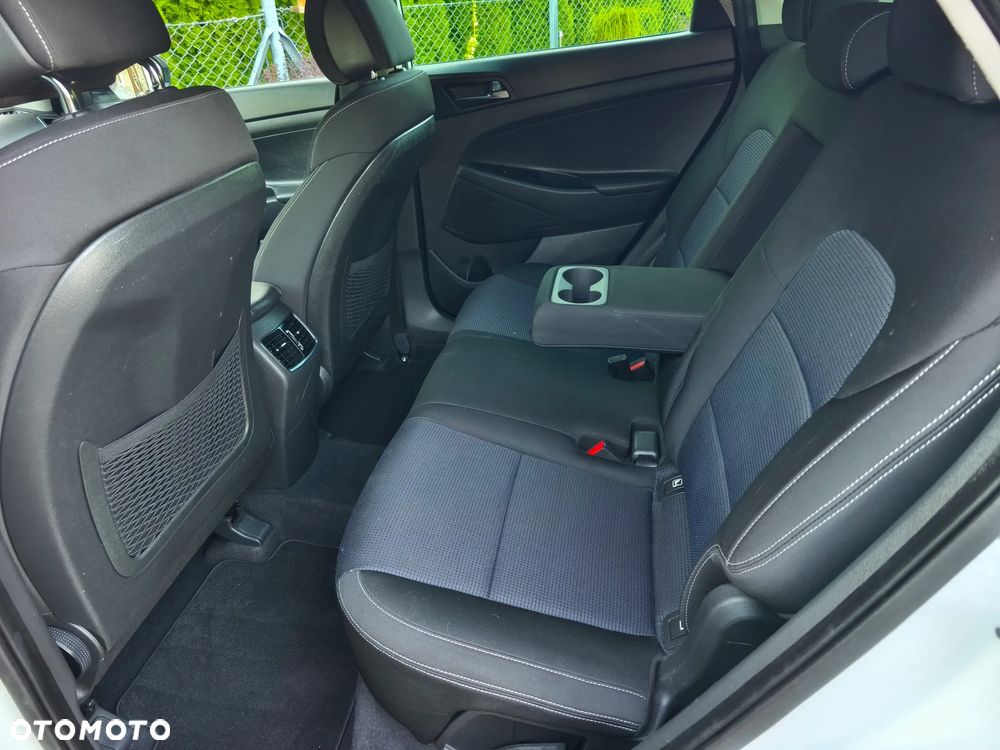 Hyundai Tucson 1.7 CRDI BlueDrive GO 2WD - 13