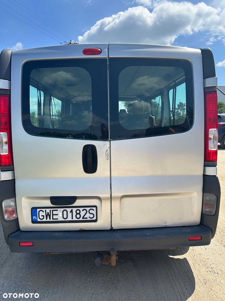 Opel Vivaro - 3