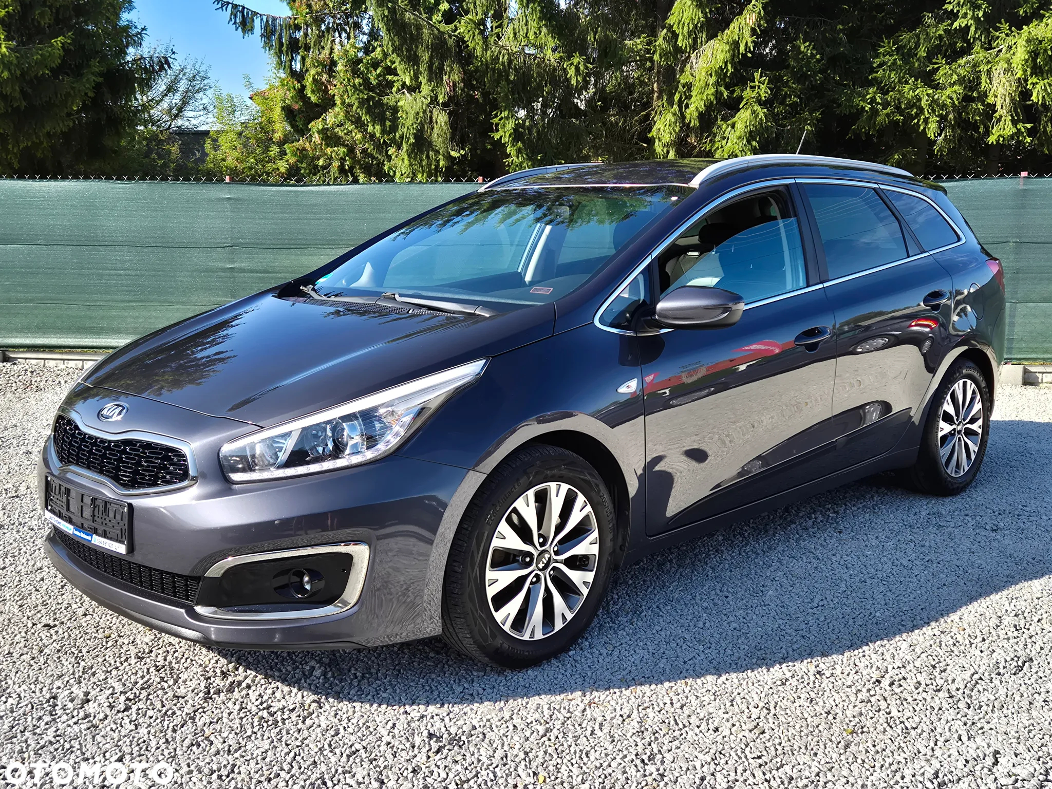 Kia Ceed 1.6 CRDi 136 ISG Platinum Edition - 9