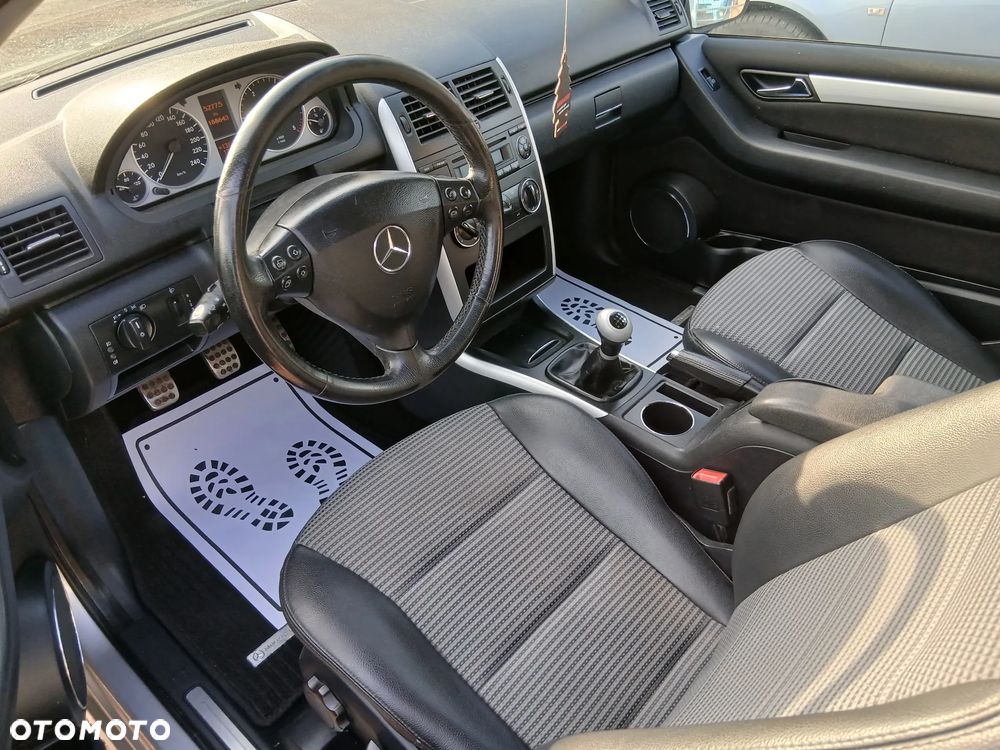 Mercedes-Benz Klasa A 180 CDI Avantgarde - 14