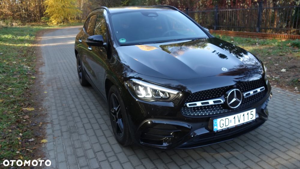 Mercedes-Benz GLA 200 d 4-Matic AMG Line 8G-DCT - 4
