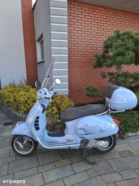 Piaggio Vespa - 4