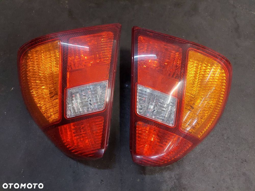 KOMPLETNY TYŁ KLAPA BAGAŻNIKA ZDERZAK TYŁ LAMPY RENAULT THALIA I LIFT MV632 - 3