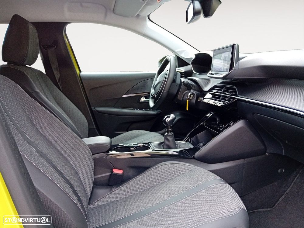 Peugeot 208 1.2 PureTech Allure - 15