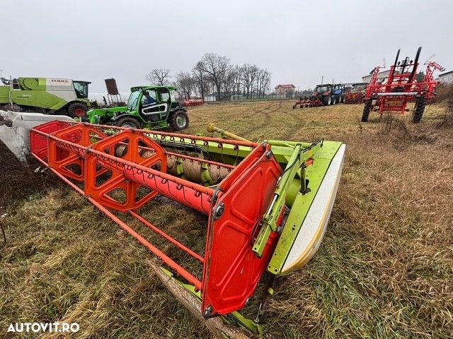 Claas Tucano 320 - 13