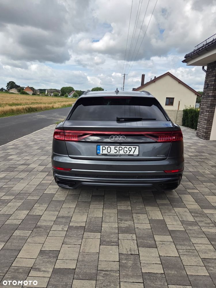 Audi Q8 - 6