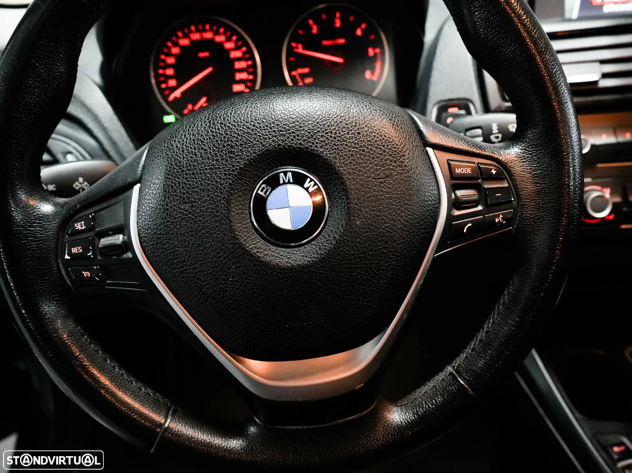 BMW 116 d EDynamics Line Urban - 19