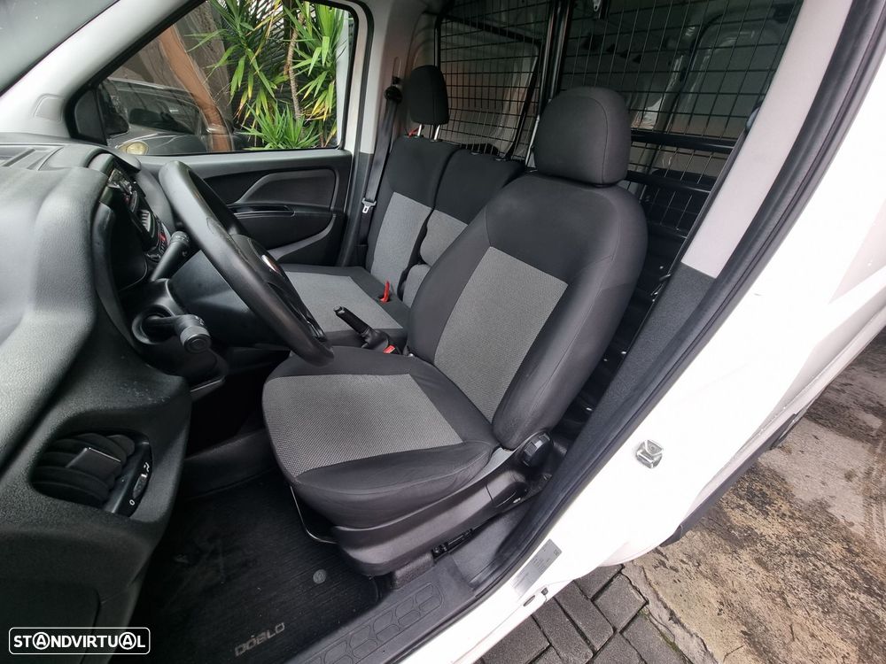 Fiat Doblo 1.6 MJ XL 3L - 5