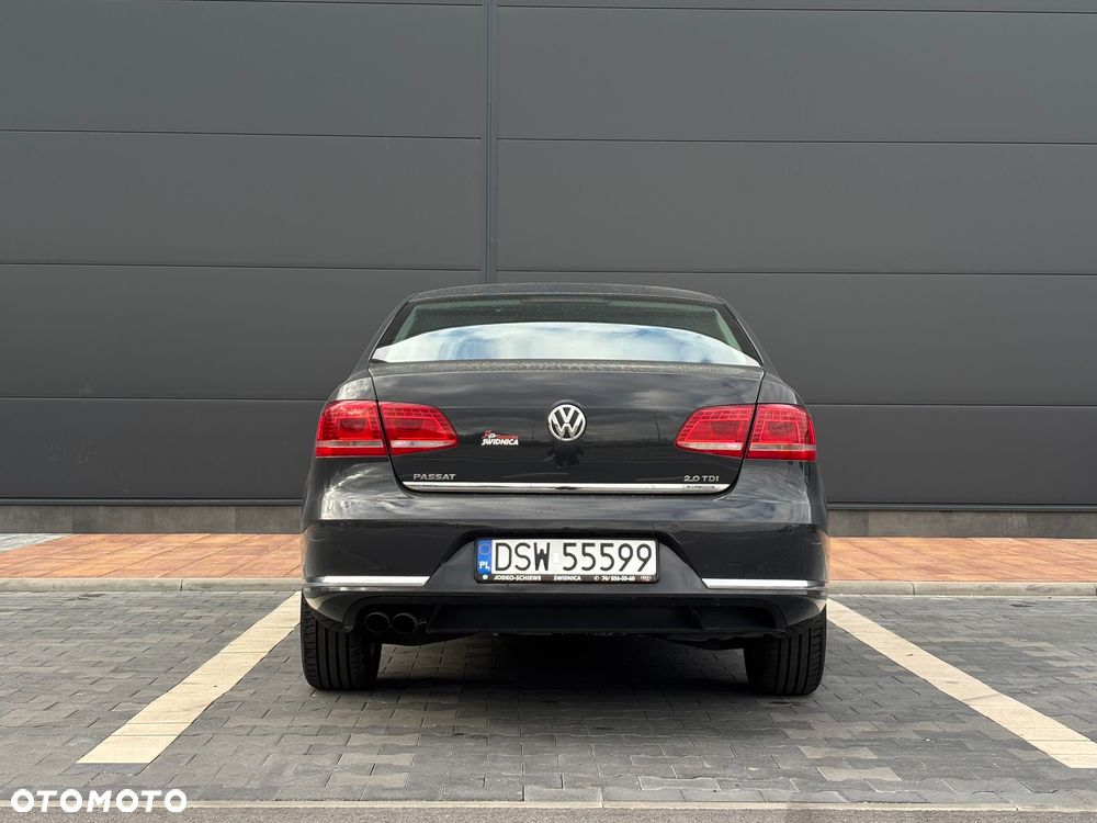 Volkswagen Passat 2.0 TDI Comfortline - 9
