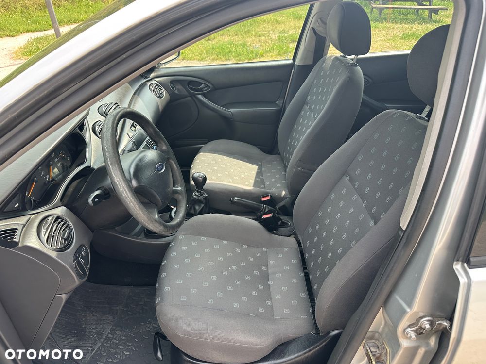 Ford Focus - 7