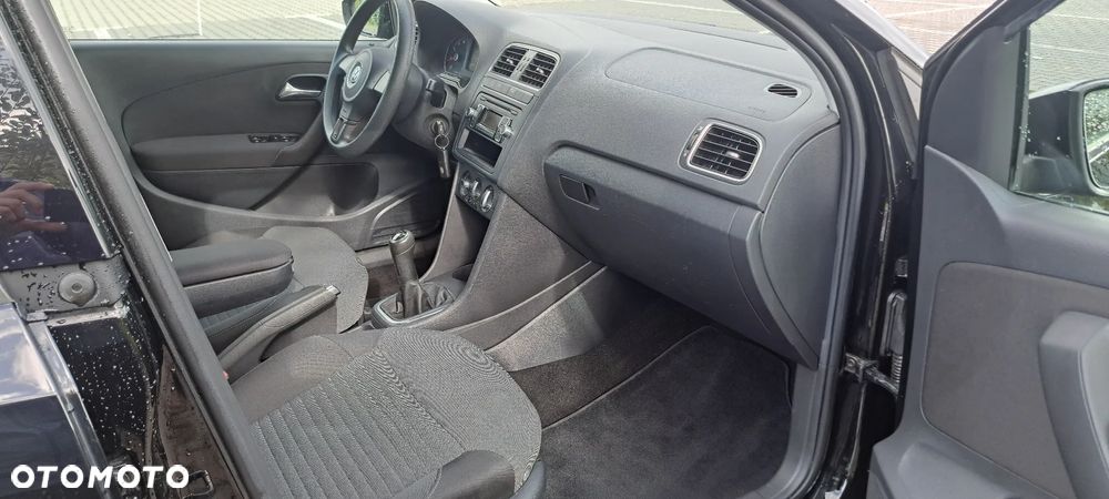 Volkswagen Polo - 25