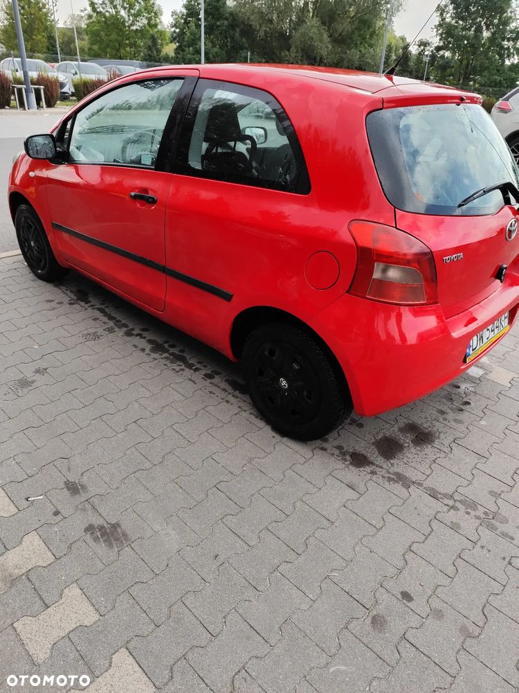 Toyota Yaris 1.0 Luna - 25