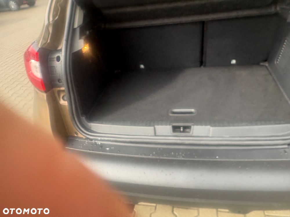 Renault Captur 1.2 Energy TCe S-Edition EDC - 28