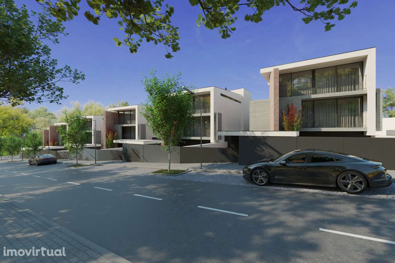 Moradia em Estrutura com Grande Potencial de Valorização – Vila Verde - Grande imagem: 2/27