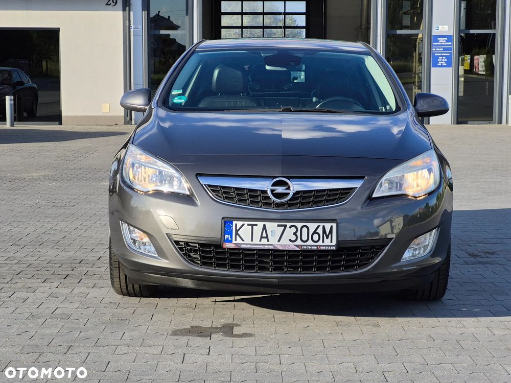 Opel Astra 1.4 Turbo - 9
