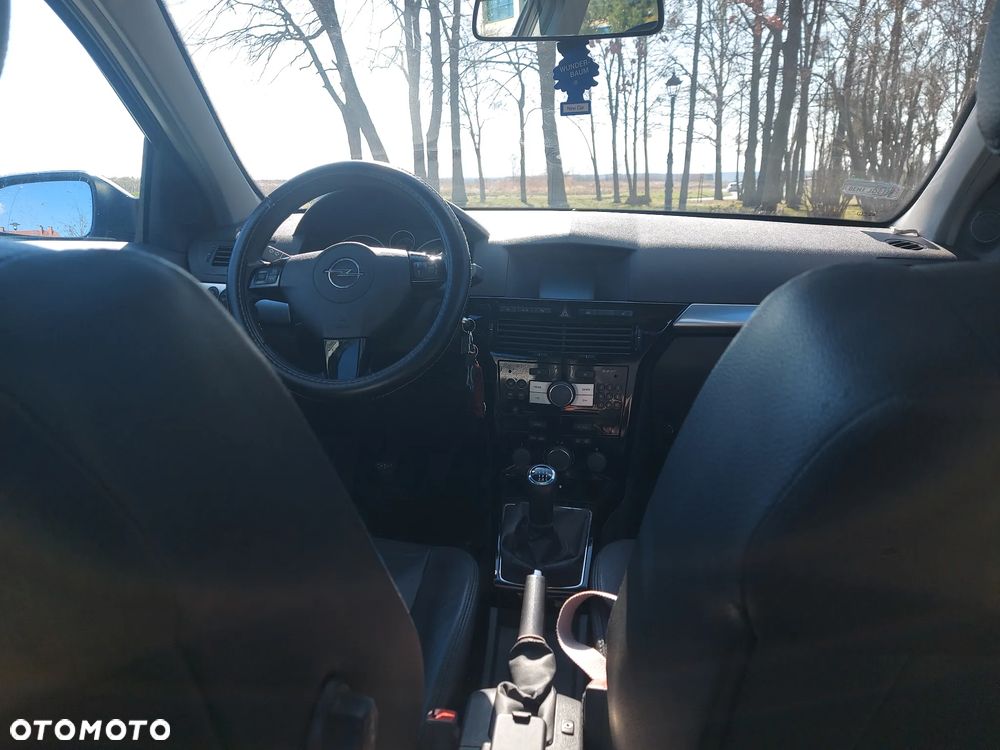 Opel Astra 1.3 CDTI Cosmo - 20