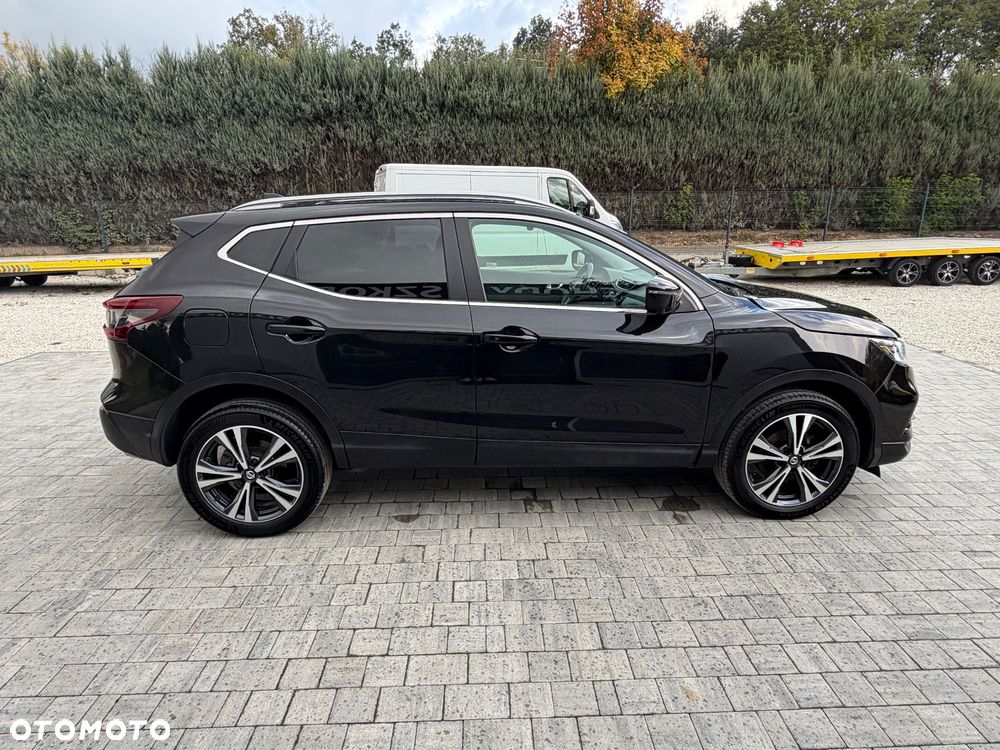 Nissan Qashqai 1.3 DIG-T N-Connecta DCT - 9