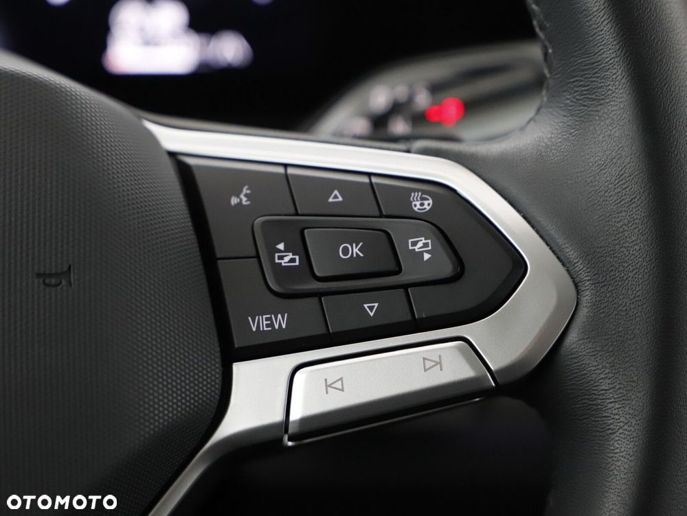 Volkswagen Tiguan - 19