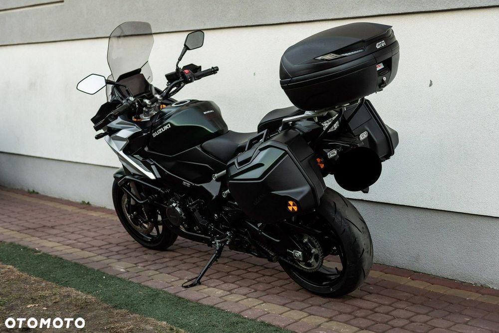 Suzuki GSX - 5