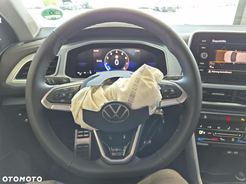 Volkswagen T-Roc - 12