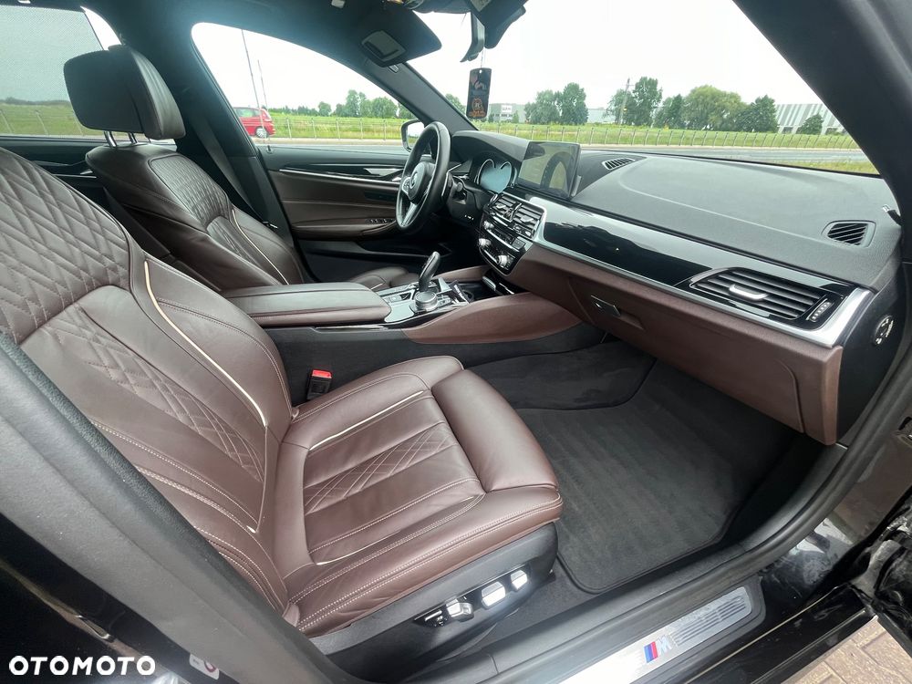 BMW Seria 5 540d xDrive M Sport sport - 19