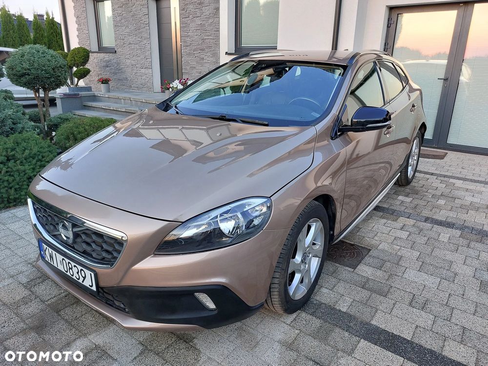 Volvo V40 Cross Country - 2