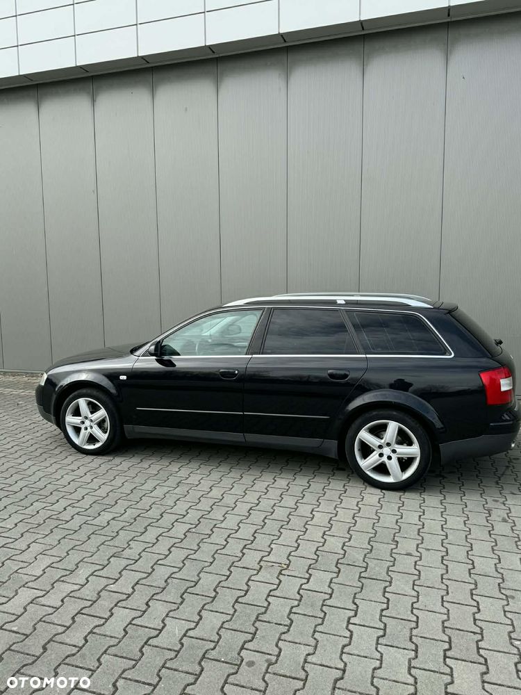 Audi A4 Avant - 1