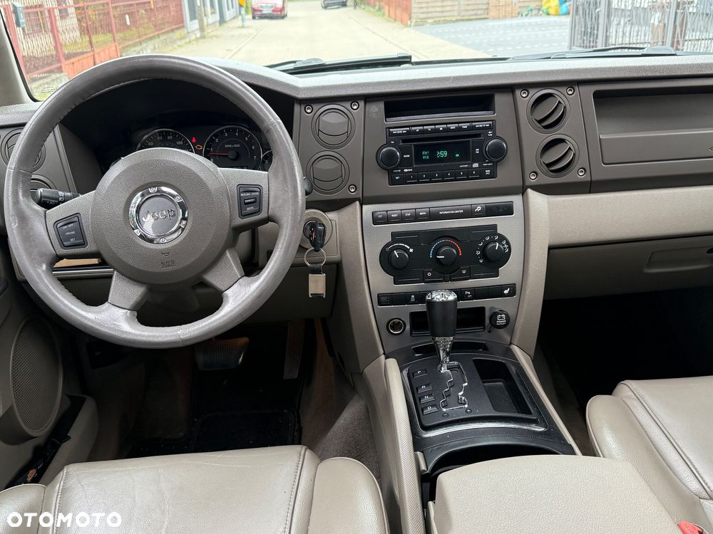 Jeep Commander 3.7 V6 - 13
