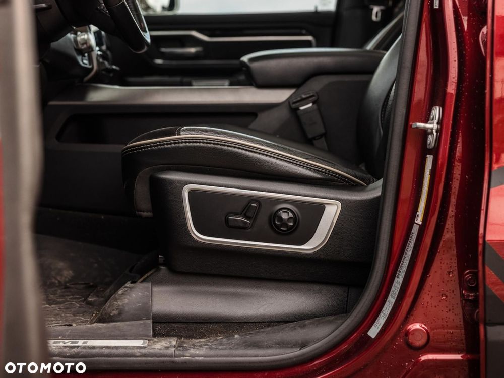 RAM 1500 - 9