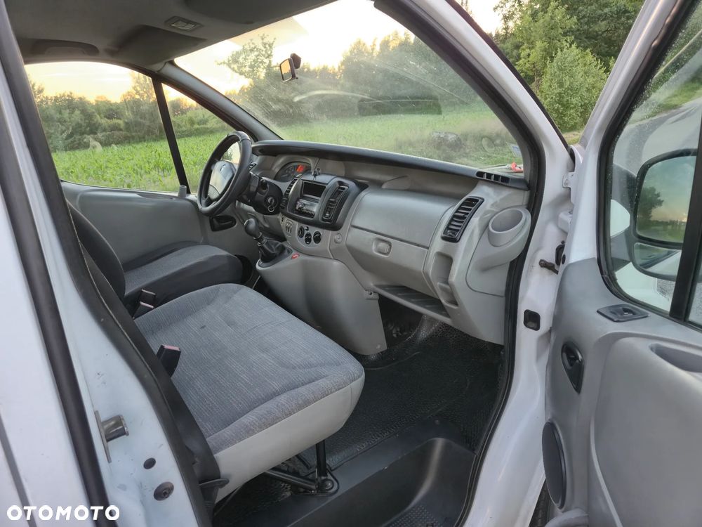 Renault Trafic - 6