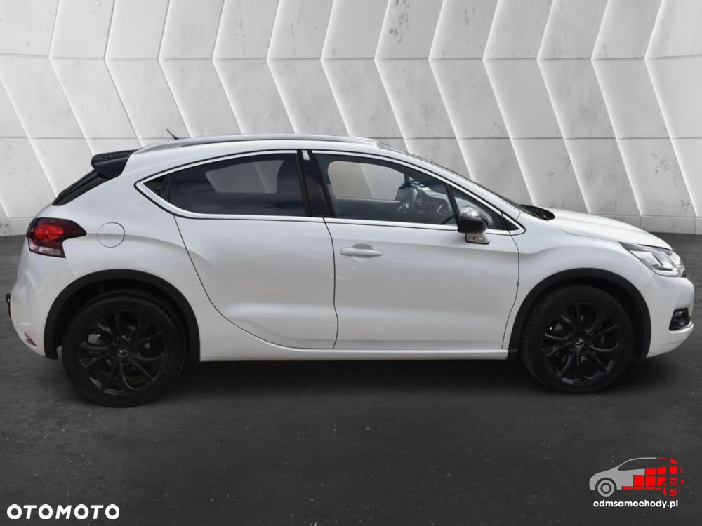 DS Automobiles DS 4 Crossback - 11