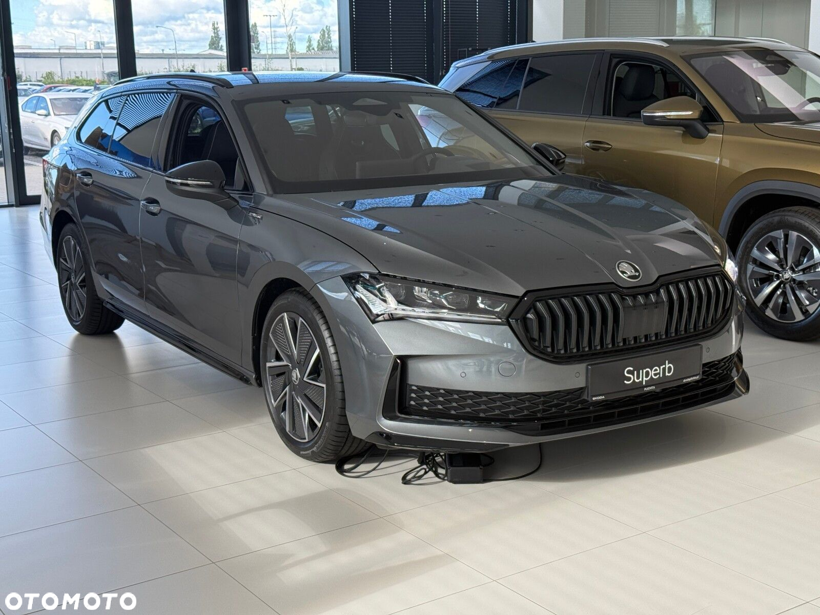 Skoda Superb 2.0 TDI SCR 4x4 Sportline DSG - 2