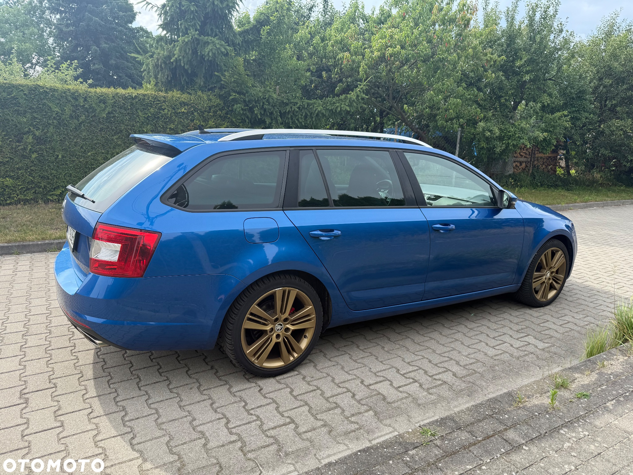Skoda Octavia Combi 2.0 TDI RS - 6