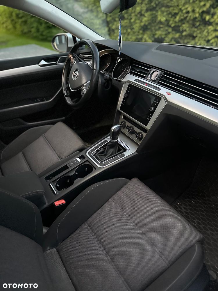 Volkswagen Passat 2.0 TDI BMT Comfortline DSG - 8