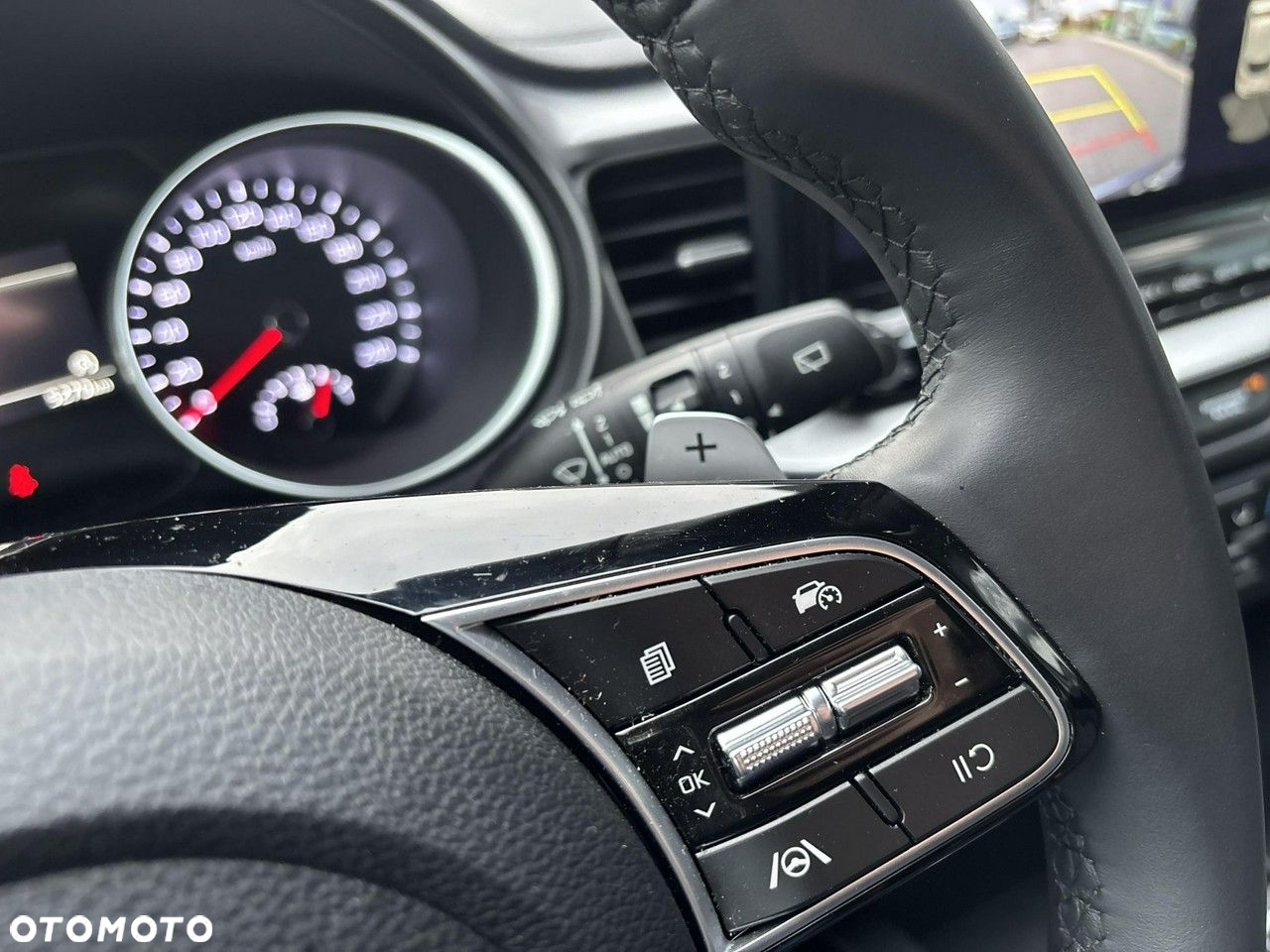 Kia XCeed - 18