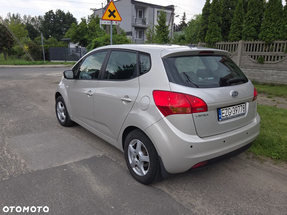 Kia Venga 1.6 M - 3