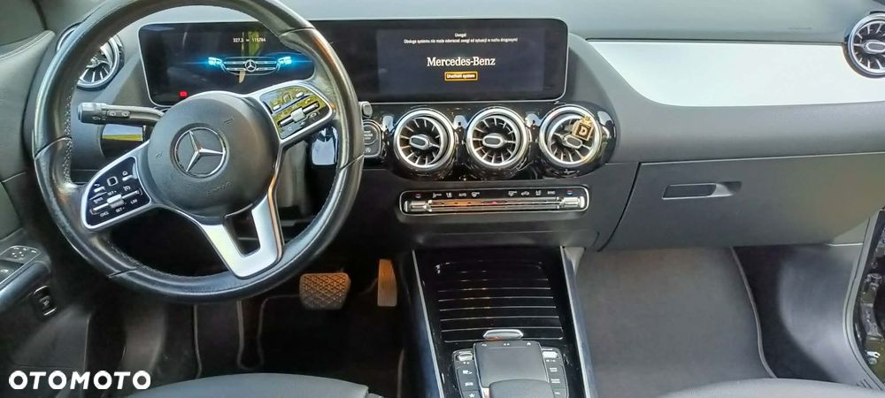 Mercedes-Benz GLA 200 Progressive - 24