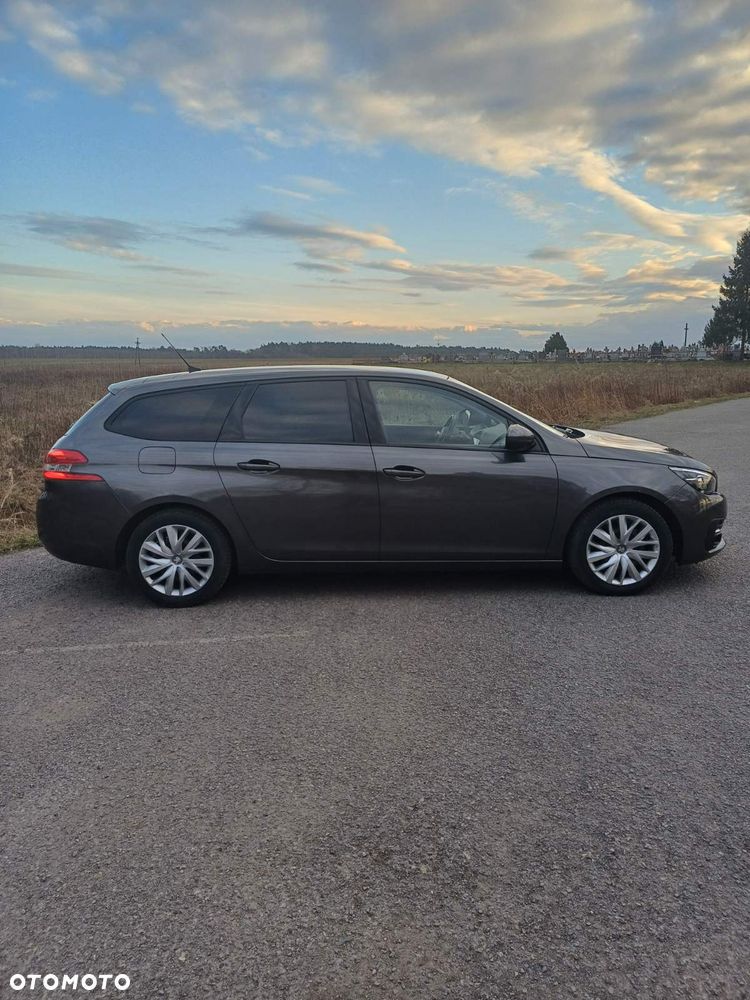 Peugeot 308 - 7