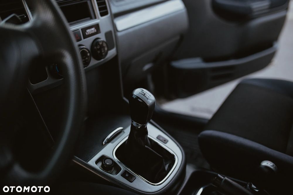 Suzuki Grand Vitara 2.0 HDi - 10