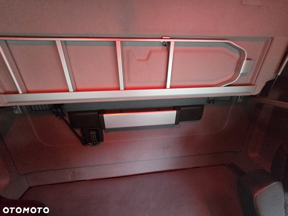 Renault T 480 Higline - retarder - 26