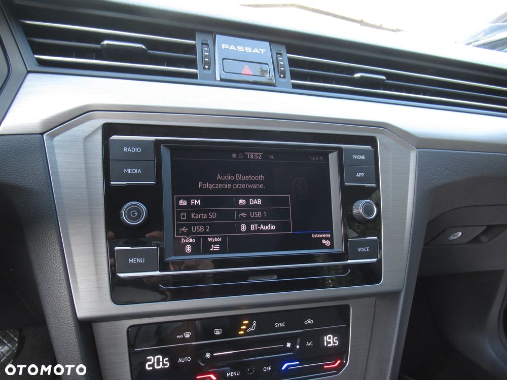 Volkswagen Passat 1.5 TSI EVO Essence - 32