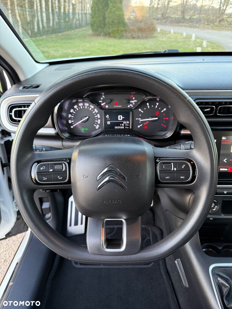 Citroën C3 1.2 PureTech Shine - 21