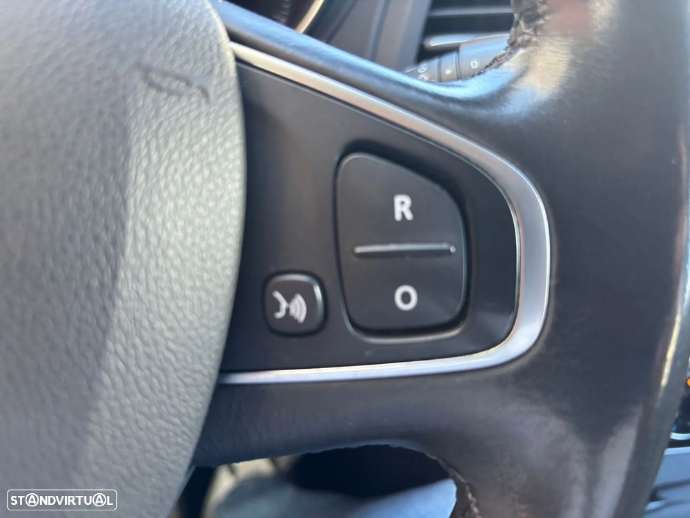 Renault Captur 1.5 dCi Exclusive - 27